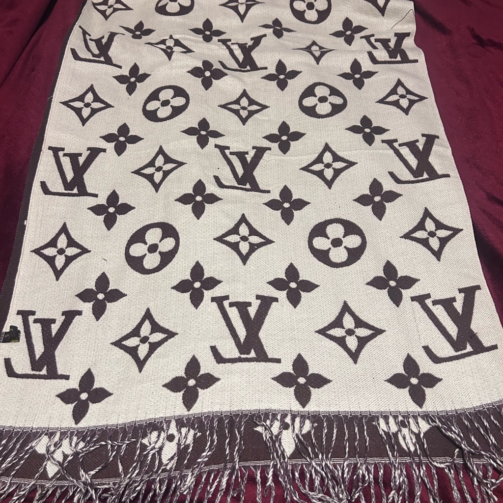 Louis Vuitton Cream And Brown Monogram Shawl